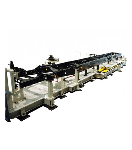 Riveting fixture for LCV